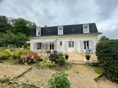 Maison - 172 m² - 8 pièces
