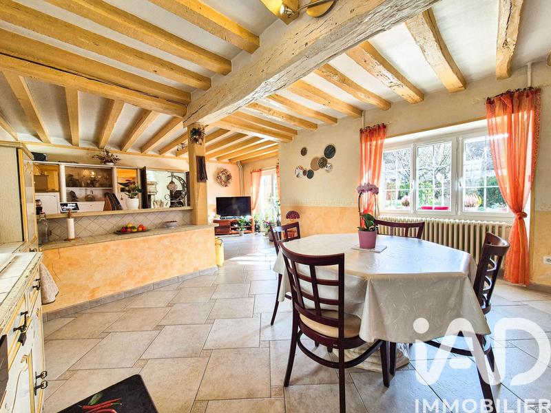 Maison - 240 m² - 7 pièces