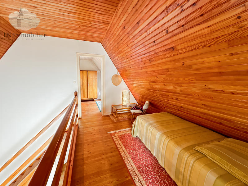 Maison - 111 m² - 5 pièces