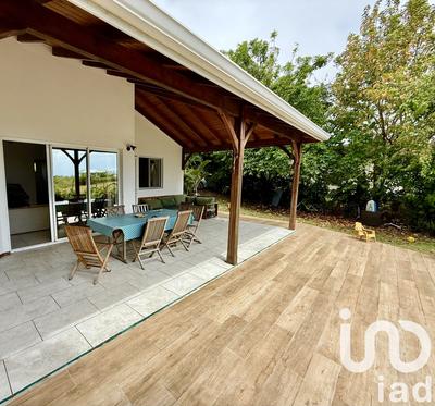 Maison - 84 m² - 4 pièces