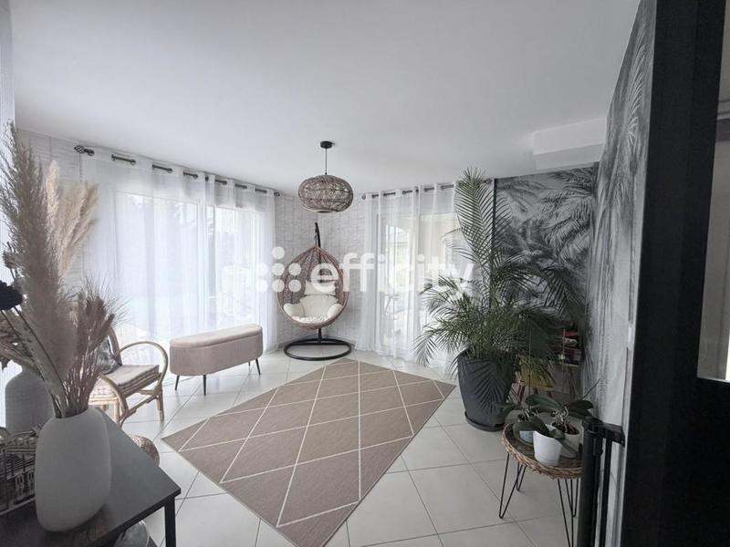 Villa - 123 m² - 6 pièces