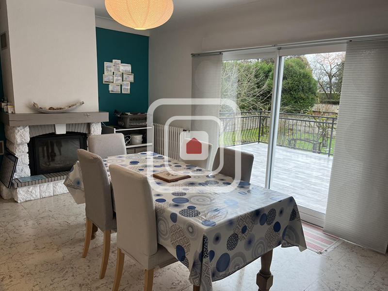 Maison - 141 m² - 6 pièces
