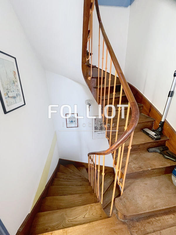 Maison - 150 m² - 7 pièces