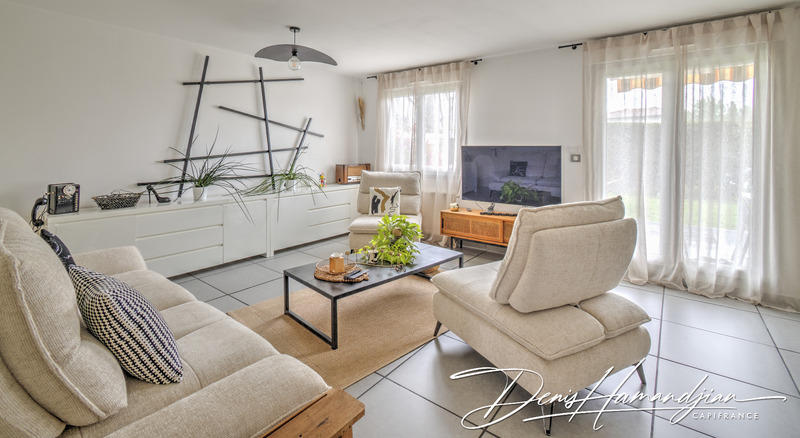 Appartement - 100 m² - 4 pièces