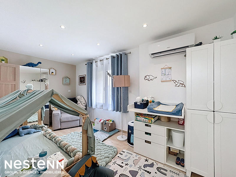 Maison - 140 m² - 5 pièces