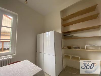 Appartement - 20 m² - 5 pièces