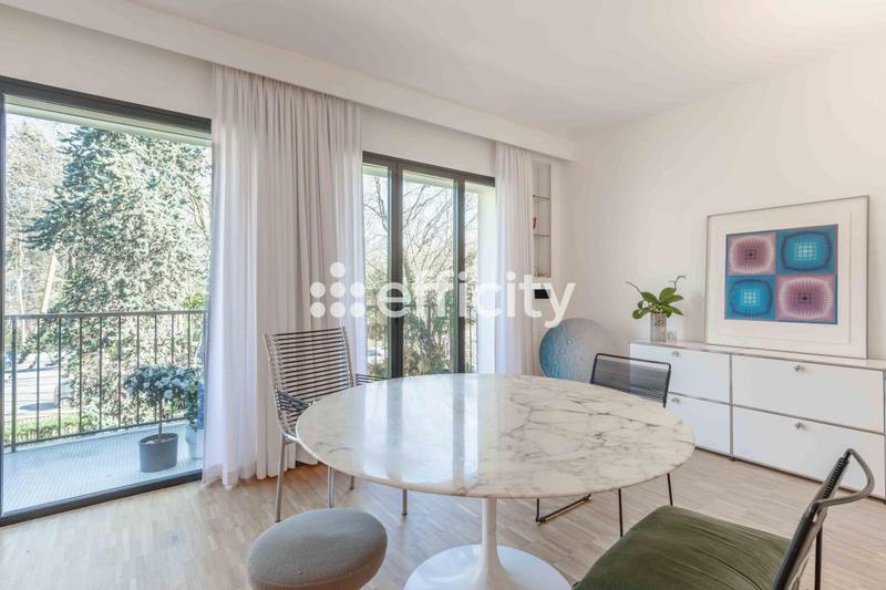 Appartement - 94 m² - 4 pièces