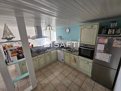 Maison - 97 m² - 4 pièces