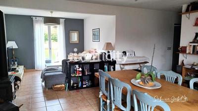 Maison - 133 m² - 8 pièces