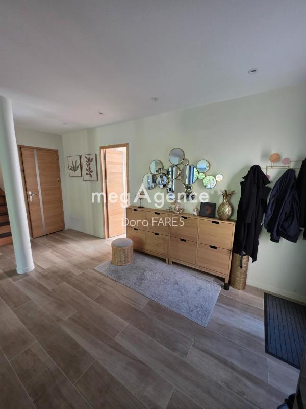 Maison - 147 m² - 7 pièces