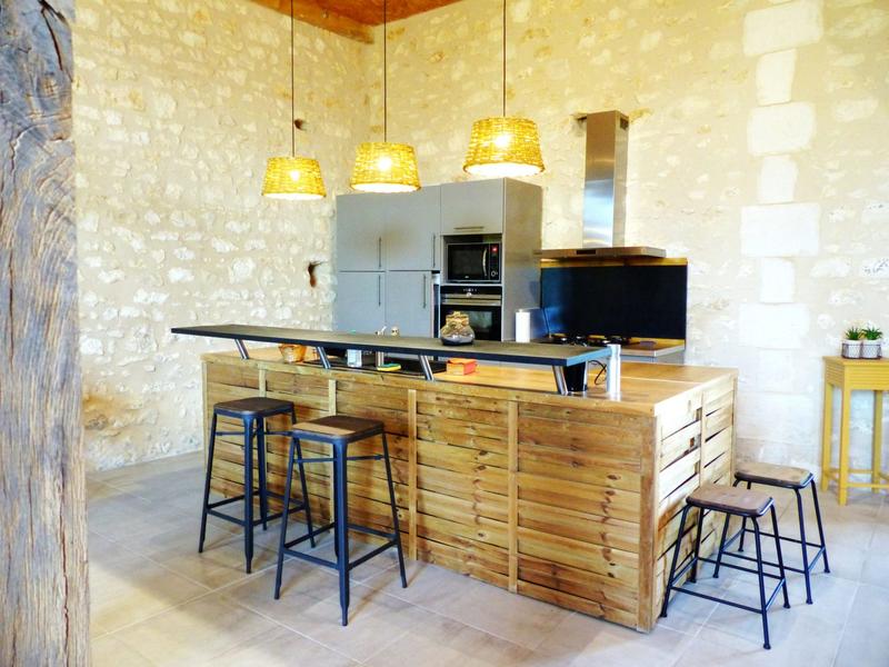 Maison - 376 m² - 20 pièces