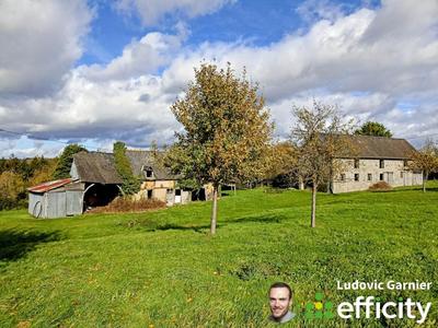 Maison - 300 m² - 1 pièce