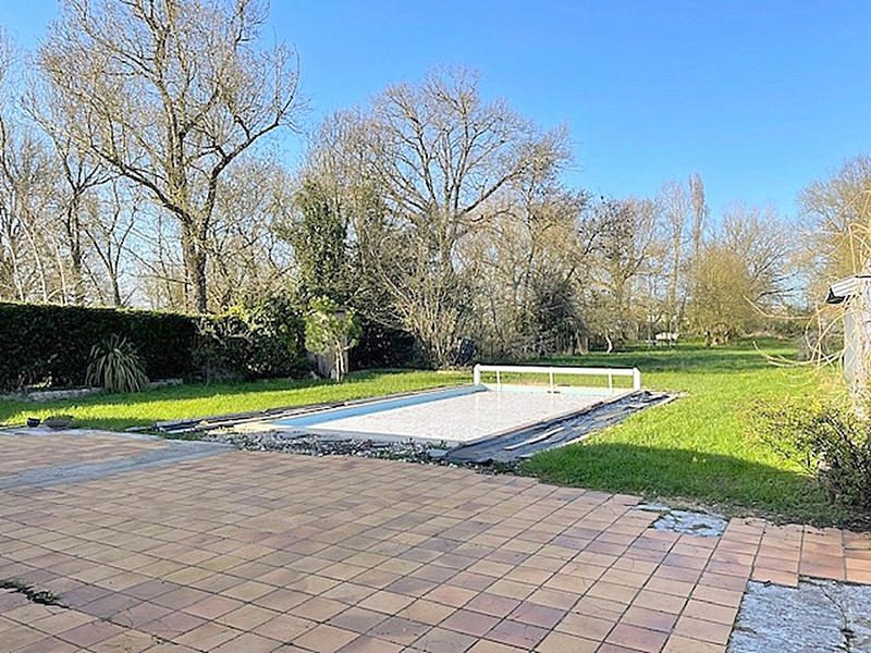 Maison - 188 m² - 7 pièces