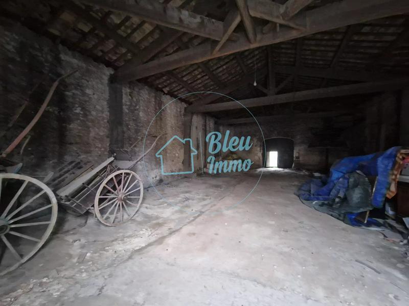 Grange - 526 m² - 6 pièces