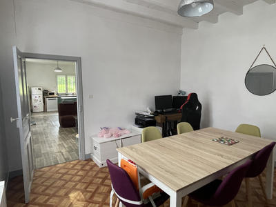 Maison - 94 m² - 4 pièces