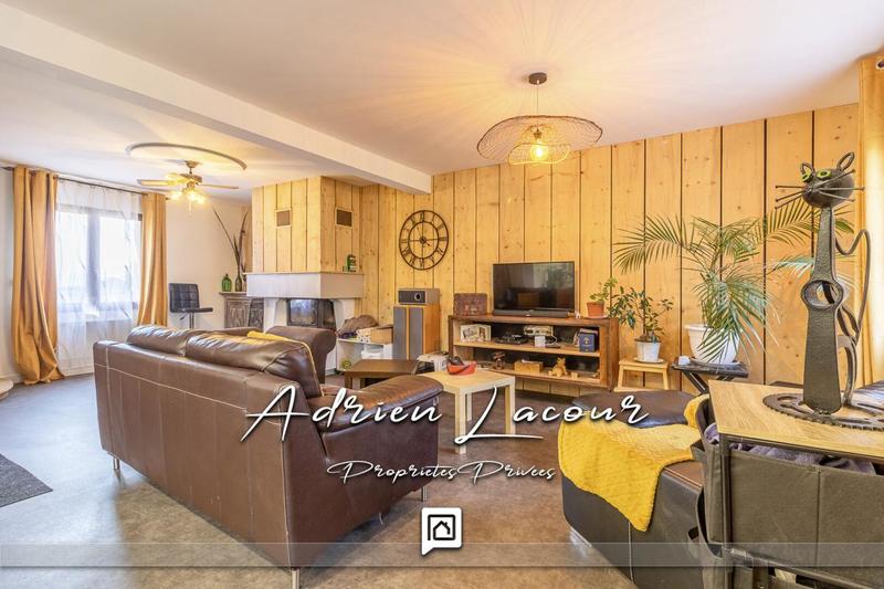 Maison - 139 m² - 7 pièces