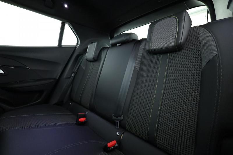 Peugeot 2008 1.5 Blue-HDi Gt Eat8 131 ch