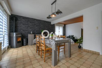 Maison - 140 m² - 5 pièces