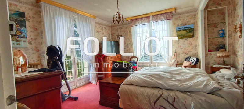 Maison - 185 m² - 6 pièces