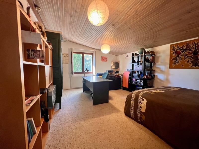 Maison - 196 m² - 6 pièces