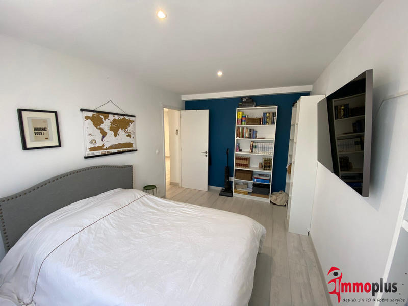 Maison - 200 m² - 8 pièces