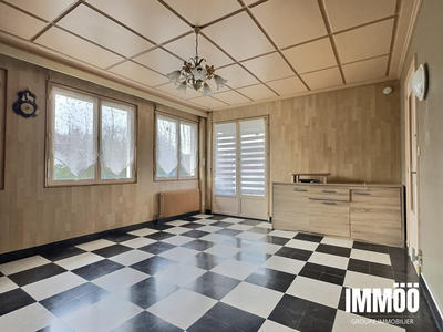 Maison traditionnelle - 135 m² - 6 pièces