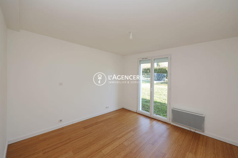 Villa - 90 m² - 4 pièces