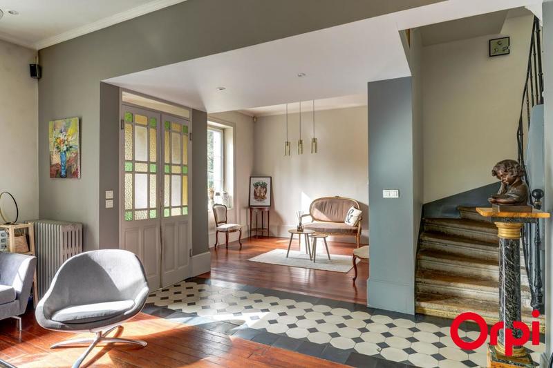 Villa - 235 m² - 7 pièces