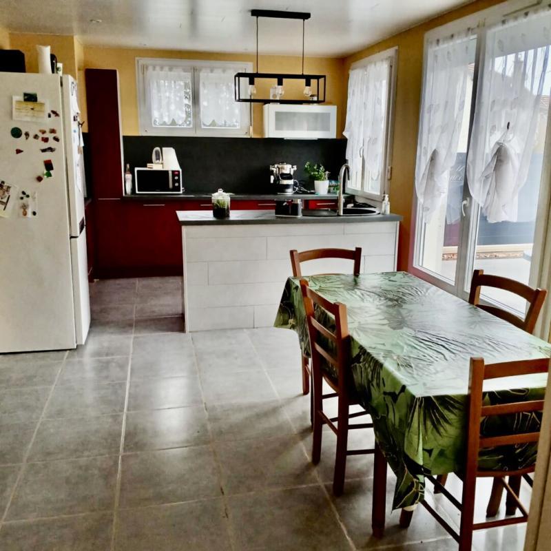 Maison - 200 m² - 8 pièces