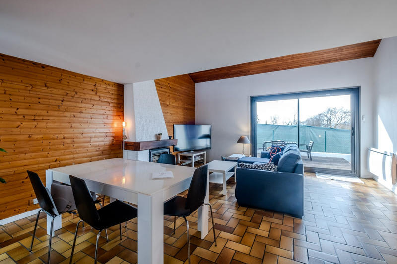 Maison - 96 m² - 5 pièces