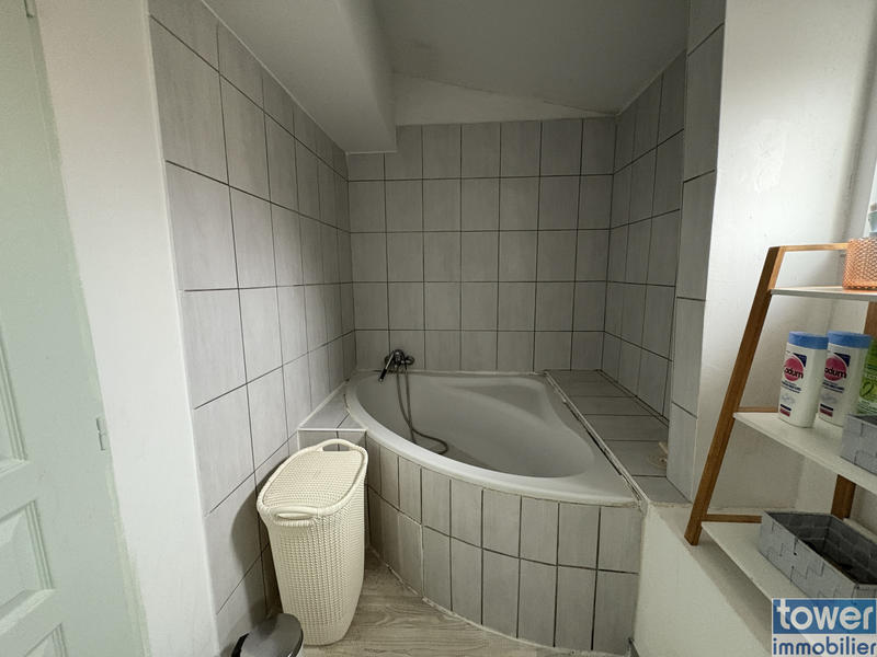 Appartement - 75 m² - 3 pièces