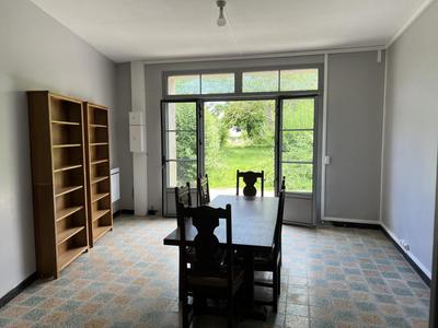 Propriété - 160 m² - 7 pièces