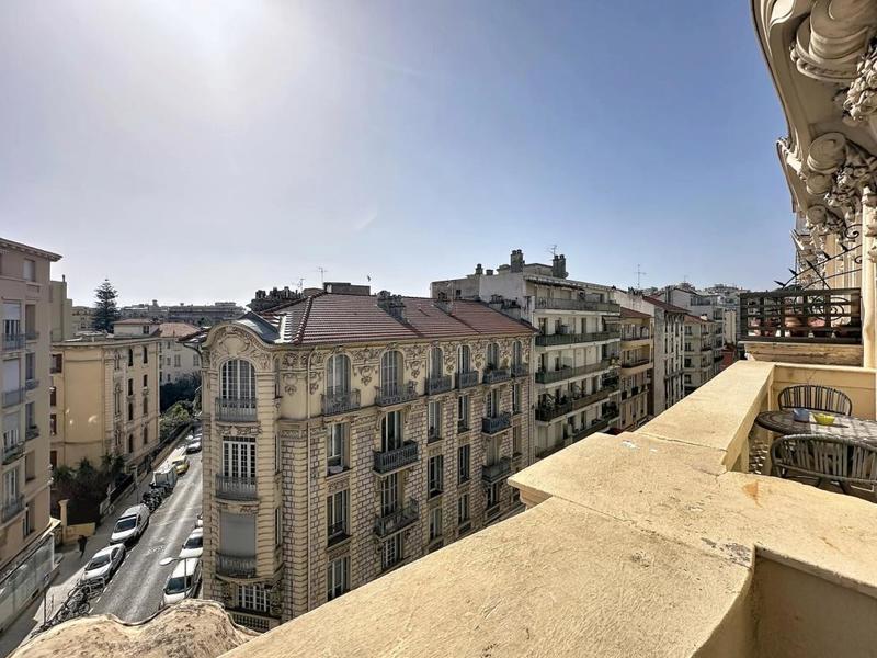 Appartement - 123 m² - 5 pièces