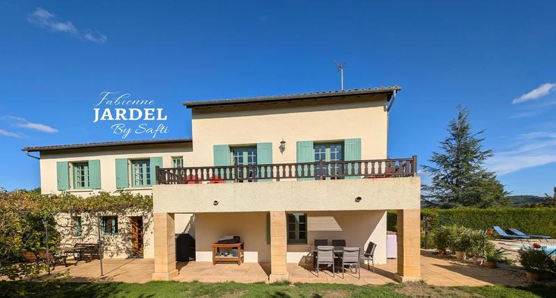 Maison - 170 m² - 6 pièces