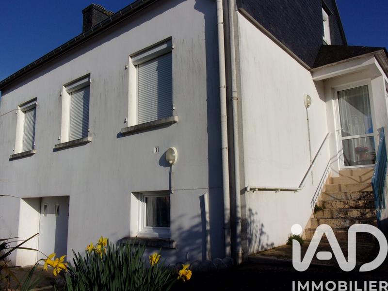 Maison - 90 m² - 5 pièces