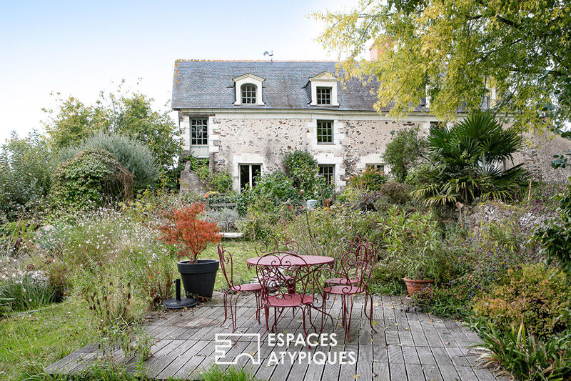 Maison - 266 m² - 7 pièces