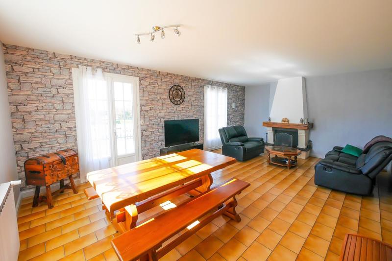 Maison - 145 m² - 6 pièces