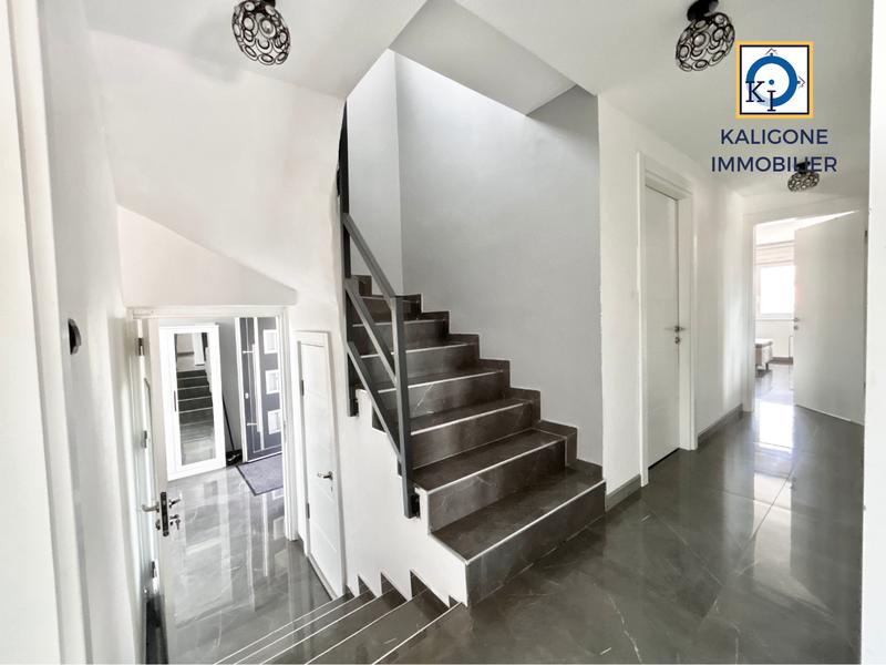 Maison - 150 m² - 6 pièces