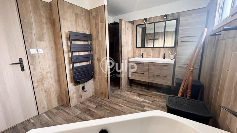 Maison - 133 m² - 4 pièces