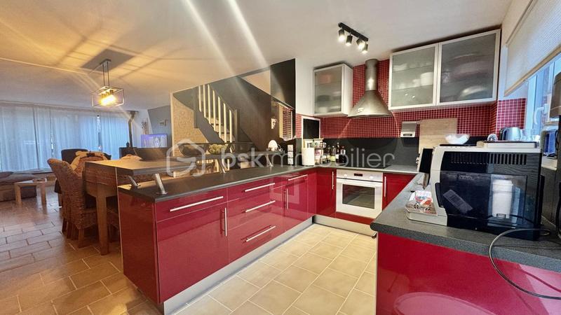 Maison traditionnelle - 98 m² - 5 pièces