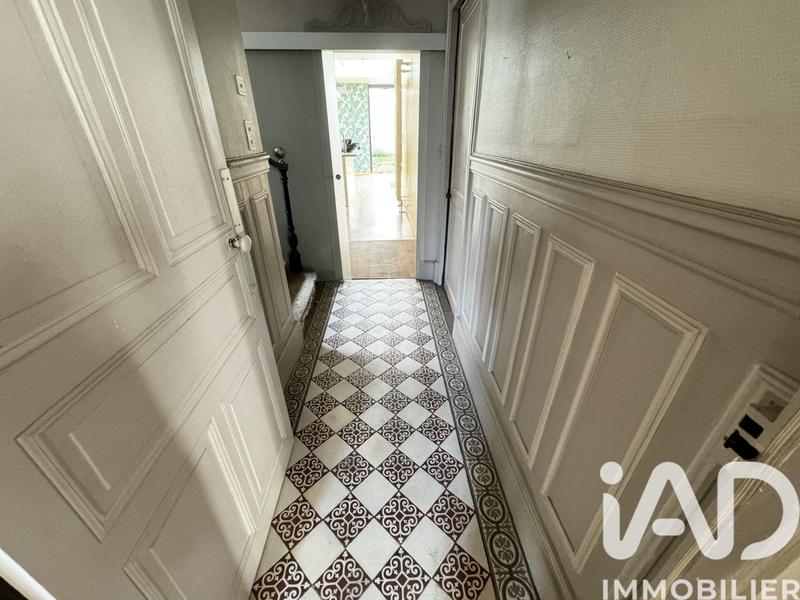 Maison - 180 m² - 7 pièces