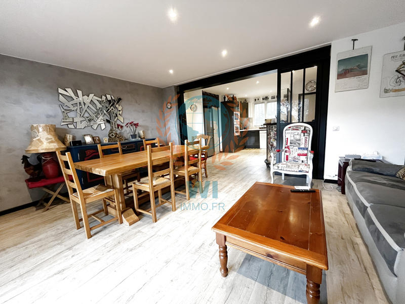 Appartement - 75 m² - 3 pièces