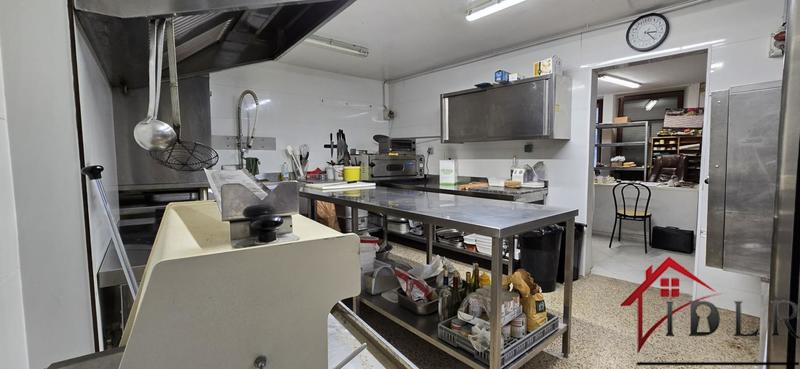 Fonds de commerce - Local commercial - 200 m²