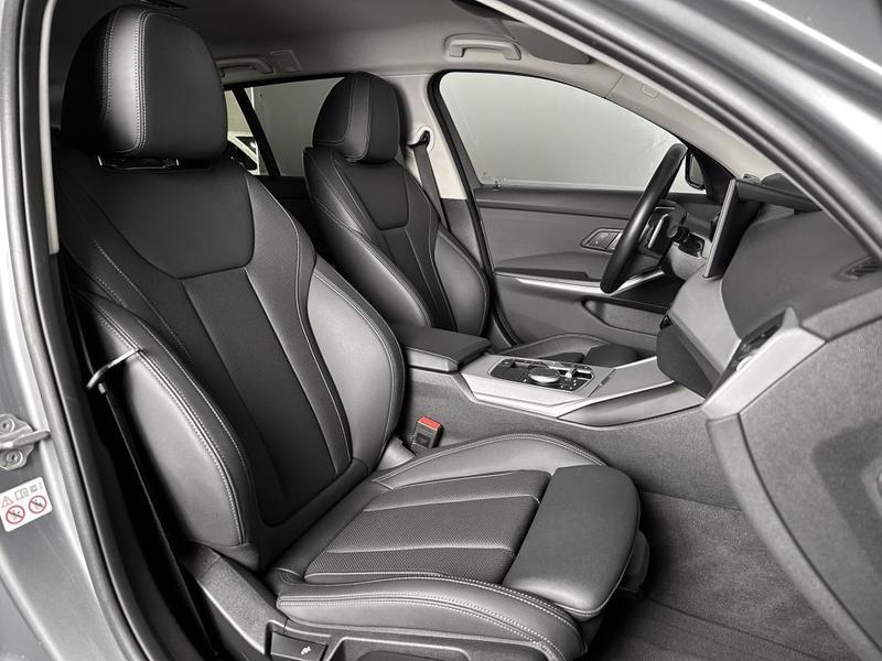 Bmw Série 3 318da Touring 150ch Lci Mhev Cuir Sport Gps Cockpit Carplay Full Led Regul 150 Ch 1°Main