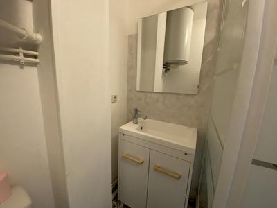 Studio - 15 m² - 1 pièce