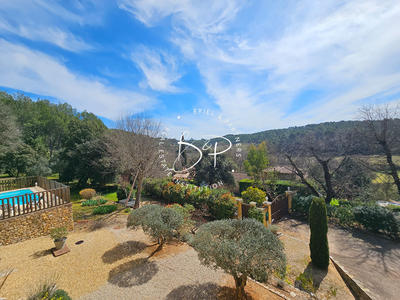 Maison - 146 m² - 6 pièces