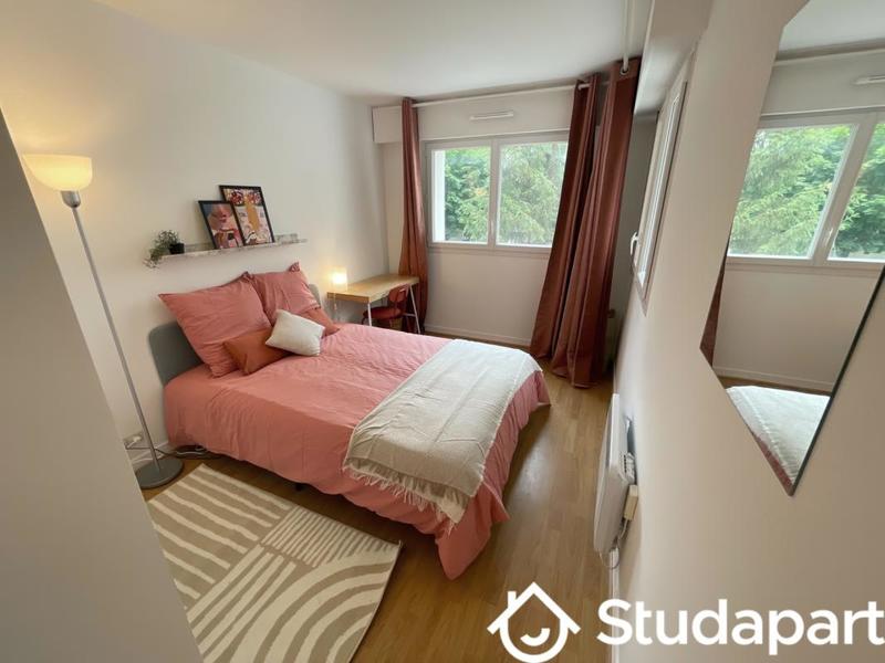 Chambre - 10 m² - 1 pièce