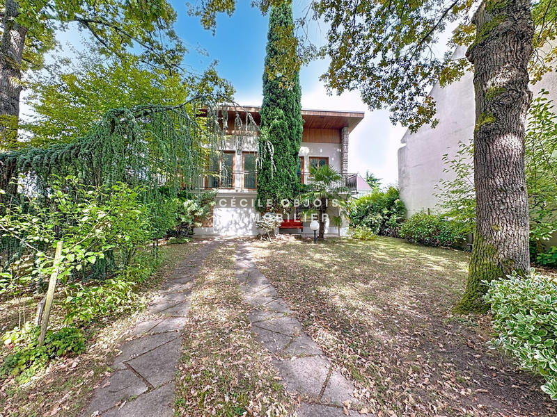 Maison - 122 m² - 6 pièces