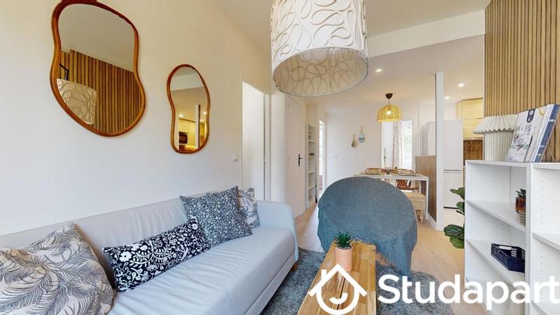 Chambre - 10 m² - 1 pièce