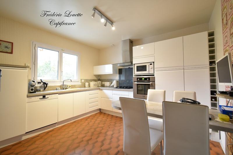 Maison - 211 m² - 6 pièces